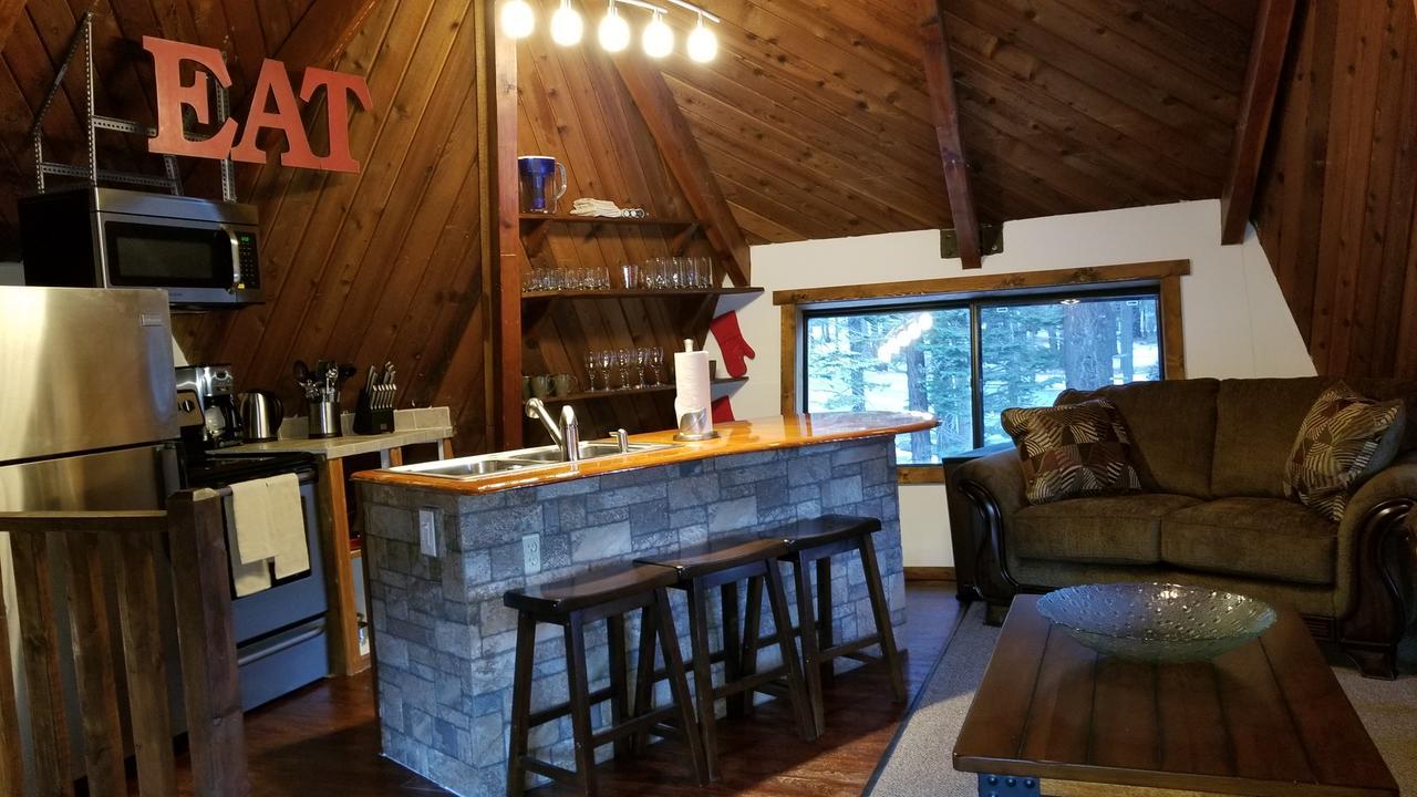 Tree House- Walk To Mammoth Village ماموث لاكيس المظهر الخارجي الصورة