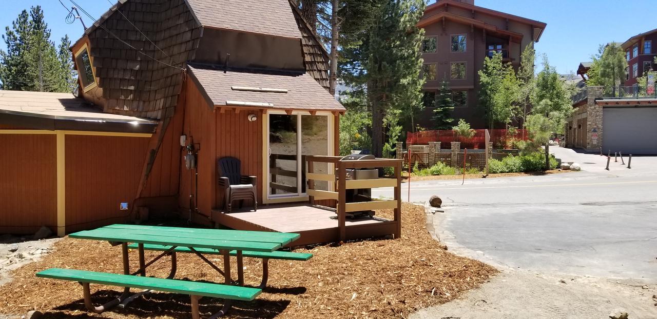 Tree House- Walk To Mammoth Village ماموث لاكيس المظهر الخارجي الصورة